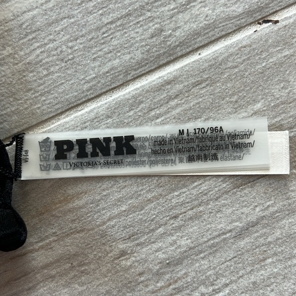 VS Pink Scrunchie Triangle Bikini Top Pure black swim size medium wireless - Picture 9 of 10